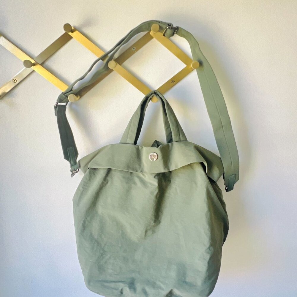 Iris & Rainbow - Iris' Favorite Tote Bag NWOT - Picture 2 of 6